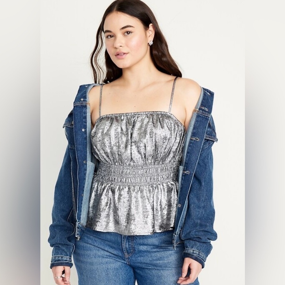 Old Navy silver metallic spaghetti strap top-small NWOT